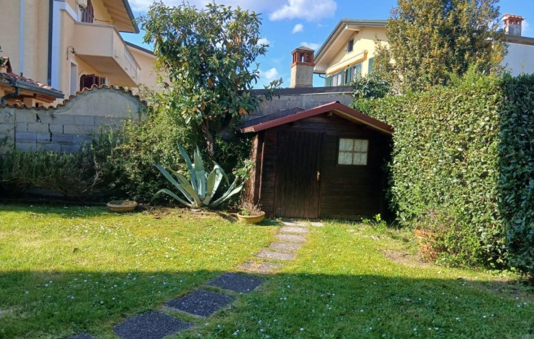 Appartamento in affitto a Massa