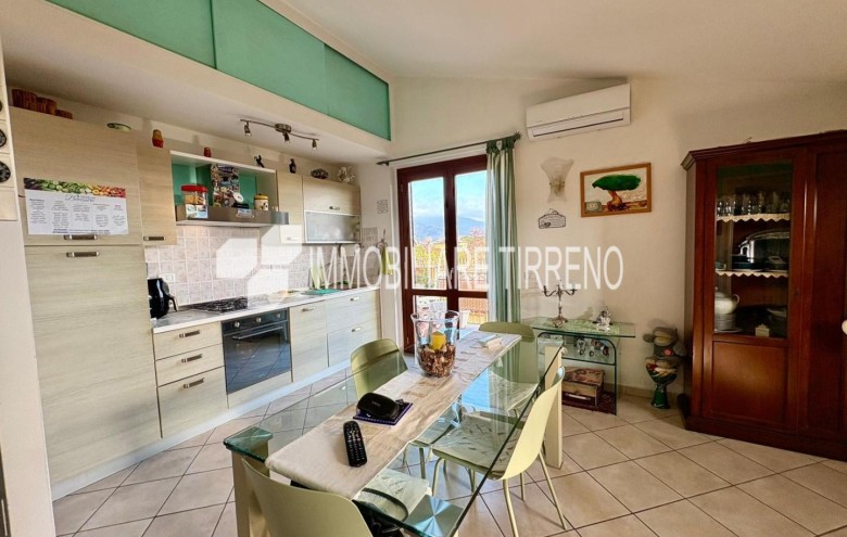 Appartamento in vendita a Massa