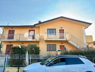 Appartamento in vendita a Massa