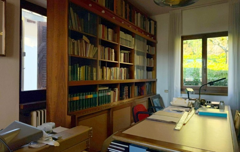 Bifamiliare in vendita a Massa