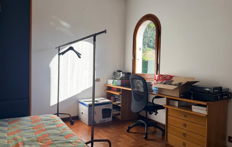 Bifamiliare in vendita a Massa