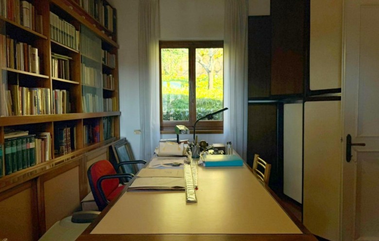 Bifamiliare in vendita a Massa