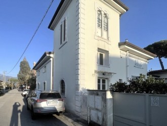 Villa singola in vendita a Marina di Pietrasanta
