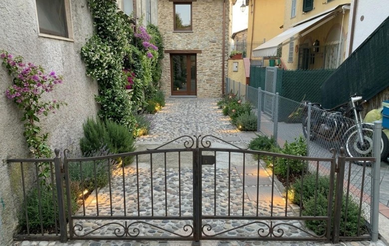 Casa semi indipendente in vendita a Montignoso