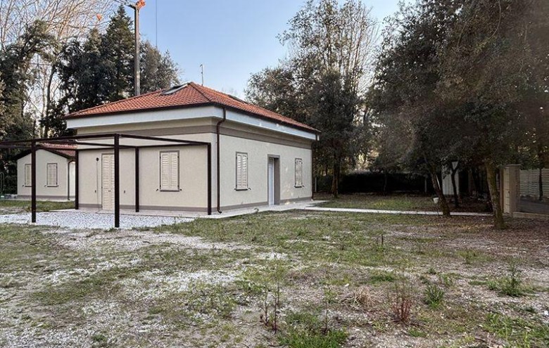 Villa singola in vendita a Massa