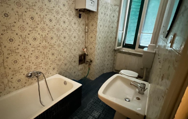 Appartamento in vendita a Massa