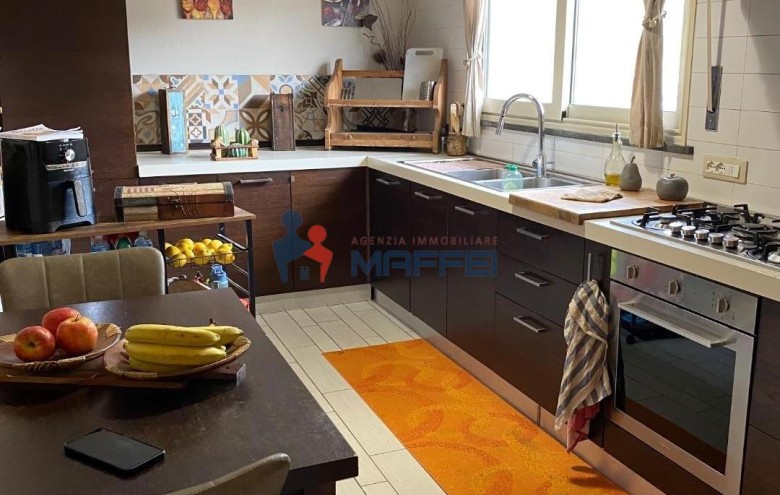 Appartamento in vendita a Viareggio