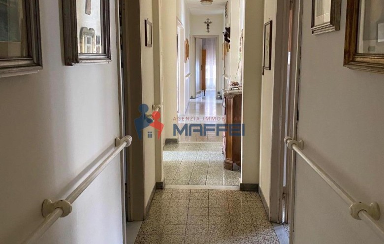 Appartamento in vendita a Viareggio