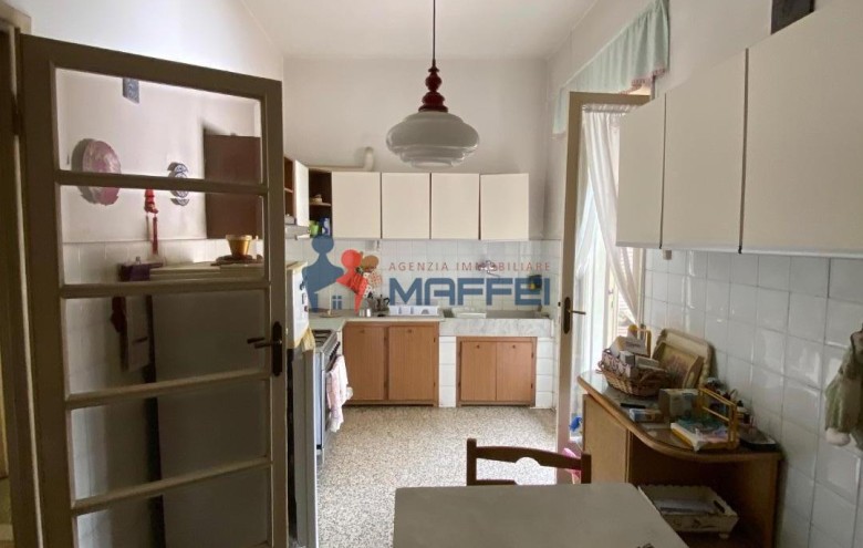 Appartamento in vendita a Viareggio