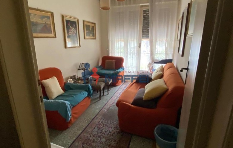 Appartamento in vendita a Viareggio