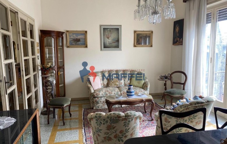 Appartamento in vendita a Viareggio