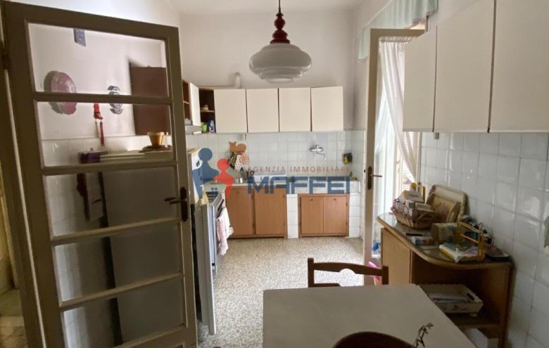 Appartamento in vendita a Viareggio