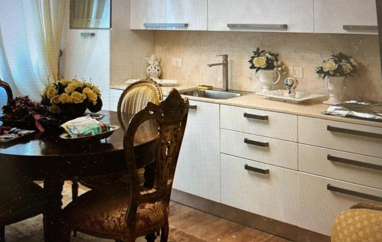 Appartamento in vendita a Viareggio