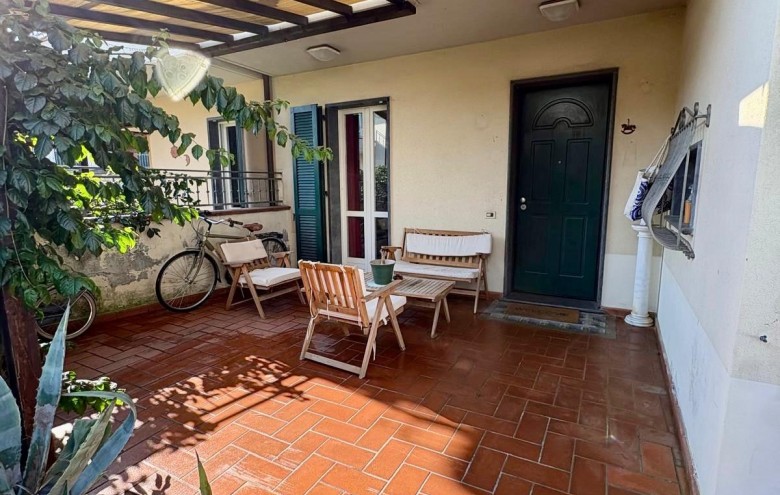 Villetta a schiera in vendita a Massa