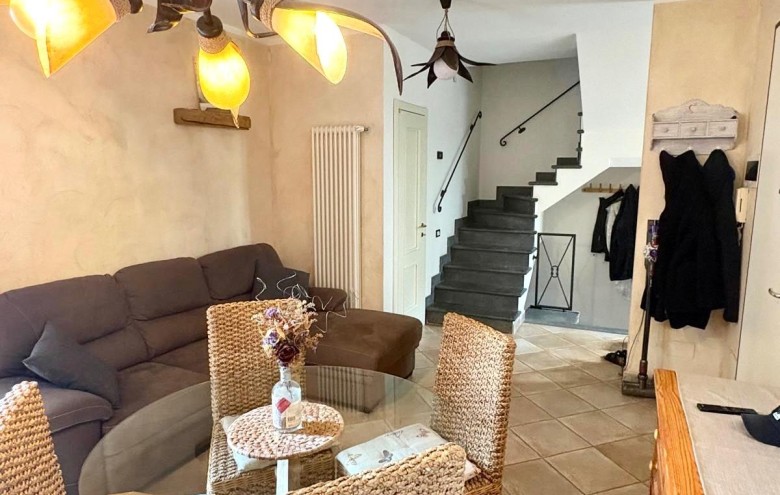 Villetta a schiera in vendita a Massa