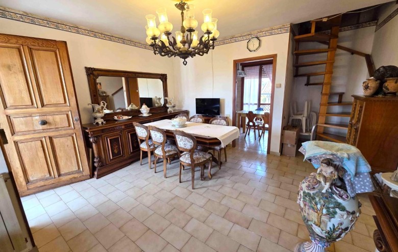 Appartamento in vendita a Massa