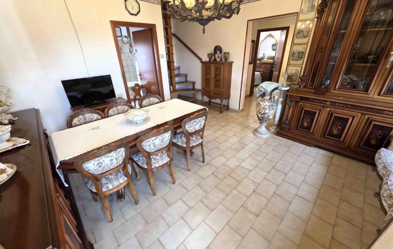 Appartamento in vendita a Massa