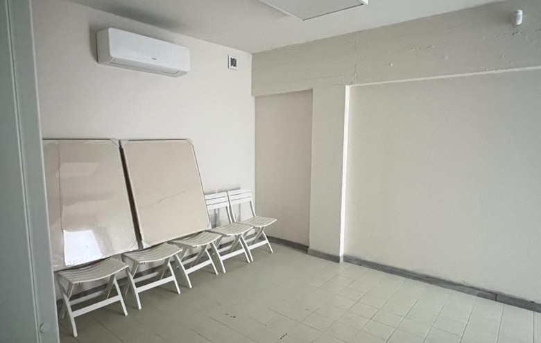 Fondo Commerciale in affitto a Massa