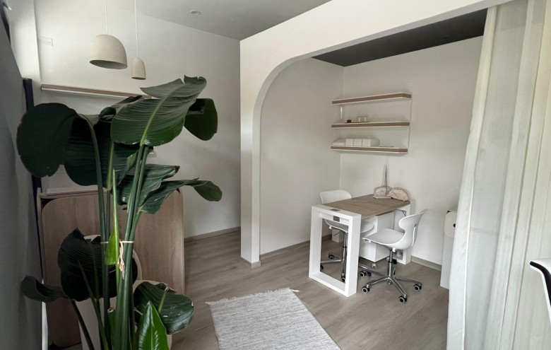 Fondo Commerciale in affitto a Massa