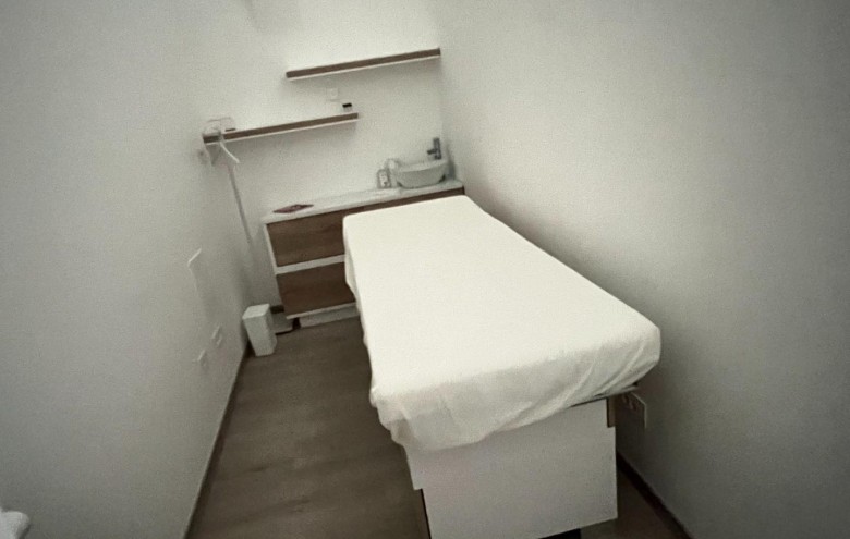 Fondo Commerciale in affitto a Massa