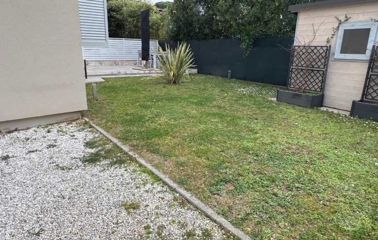 Appartamento in vendita a Montignoso