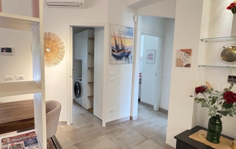 Appartamento in vendita a Montignoso