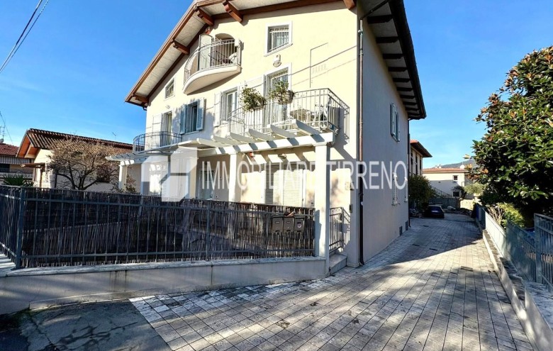 Appartamento in vendita a Massa