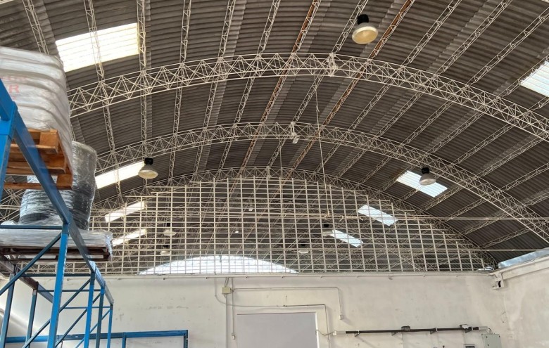 Capannone in vendita a Montignoso