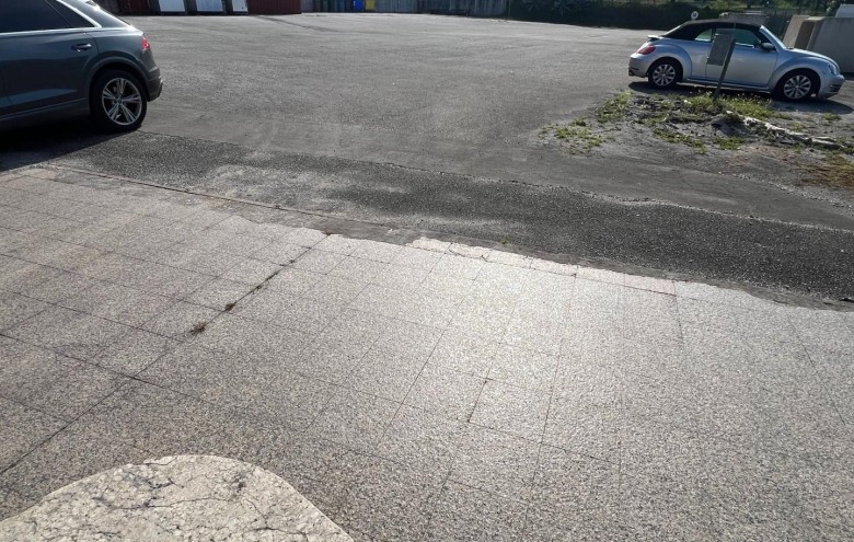 Capannone in vendita a Montignoso