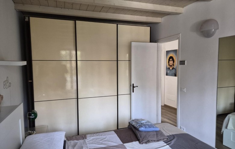 Bifamiliare in affitto a Massa