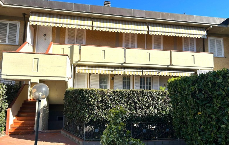 Appartamento in vendita a Massa