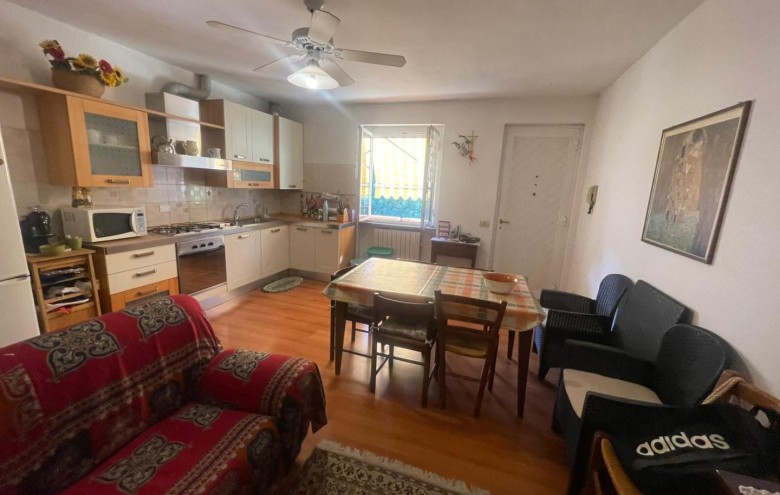 Appartamento in vendita a Massa