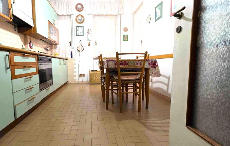 Appartamento in vendita a Massa