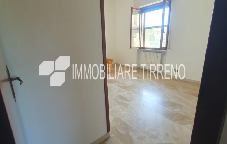 Appartamento in vendita a Massa