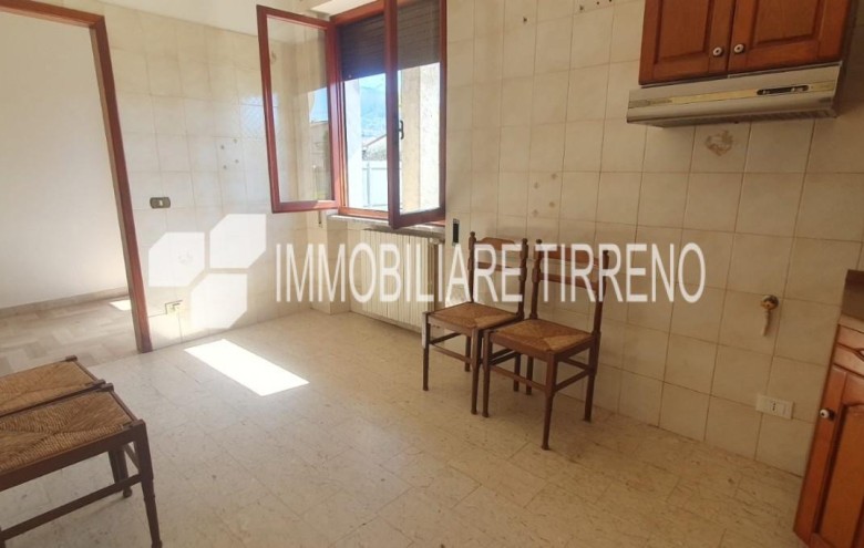 Appartamento in vendita a Massa