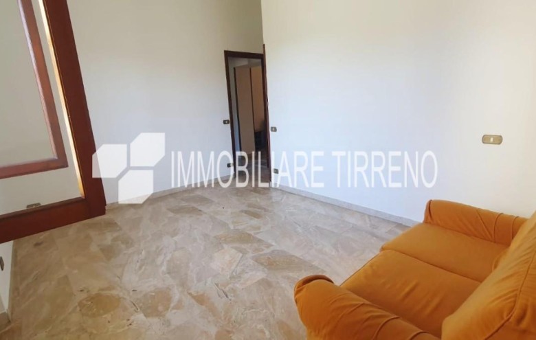 Appartamento in vendita a Massa