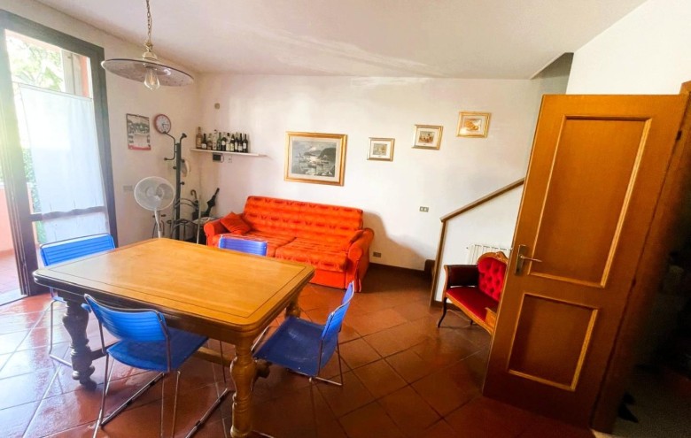 Villetta a schiera in vendita a Massa