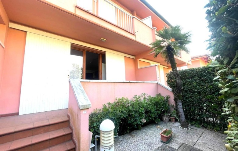 Villetta a schiera in vendita a Massa