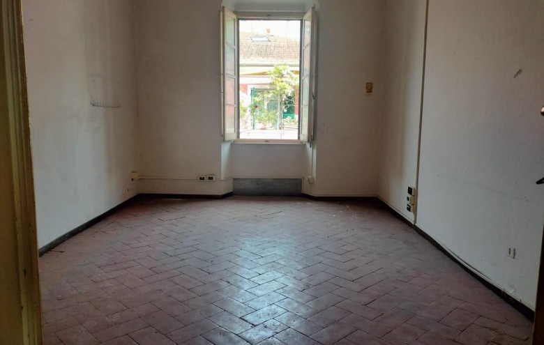 Appartamento in vendita a Massa