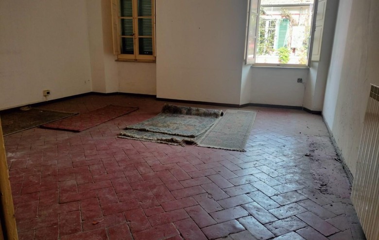 Appartamento in vendita a Massa