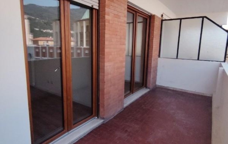 Appartamento in vendita a Massa