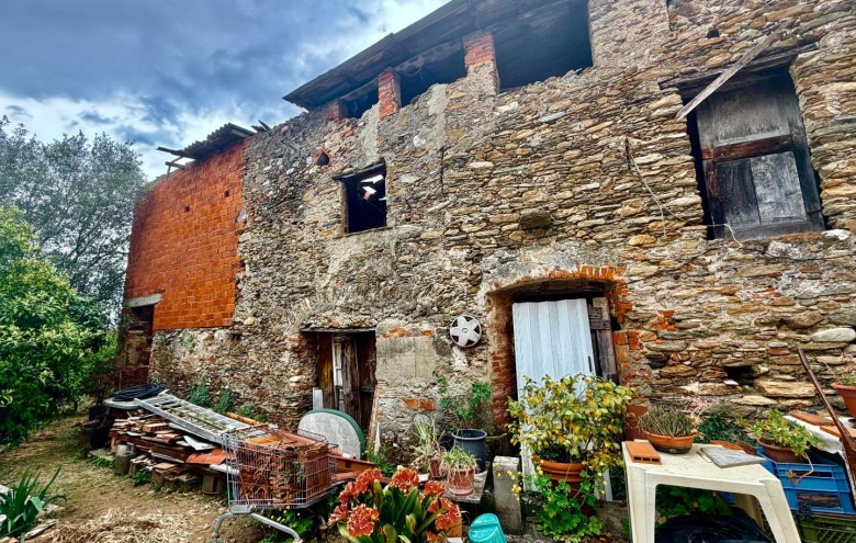 Villa singola in vendita a Massa