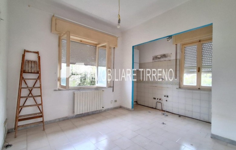 Appartamento in vendita a Massa