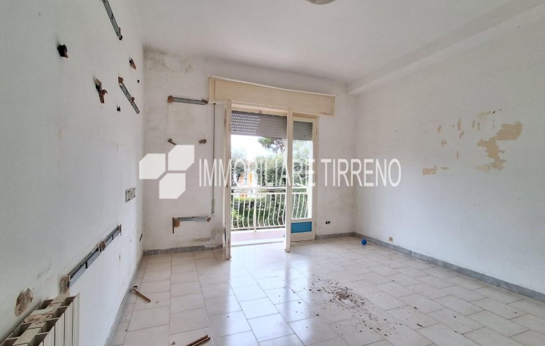 Appartamento in vendita a Massa