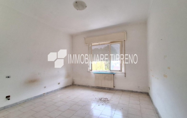 Appartamento in vendita a Massa