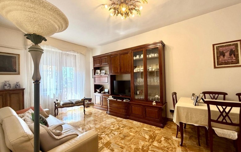 Appartamento in vendita a Massa