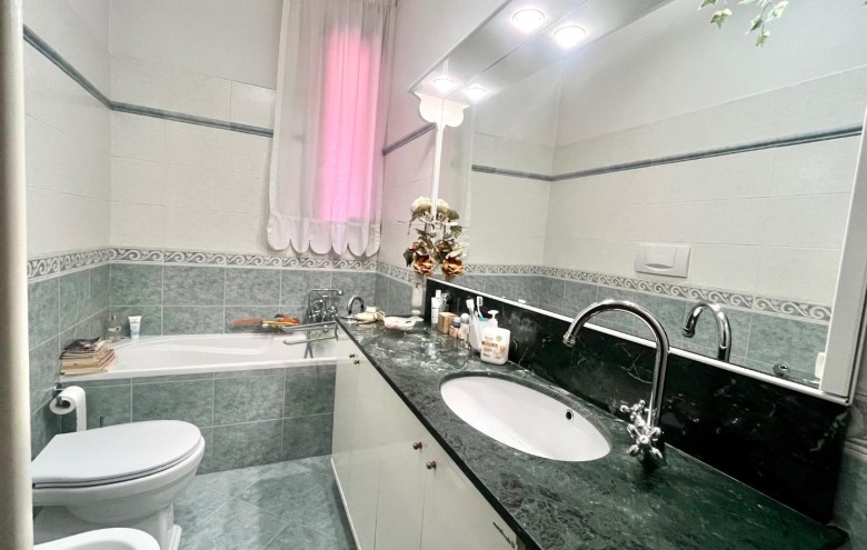 Appartamento in vendita a Massa