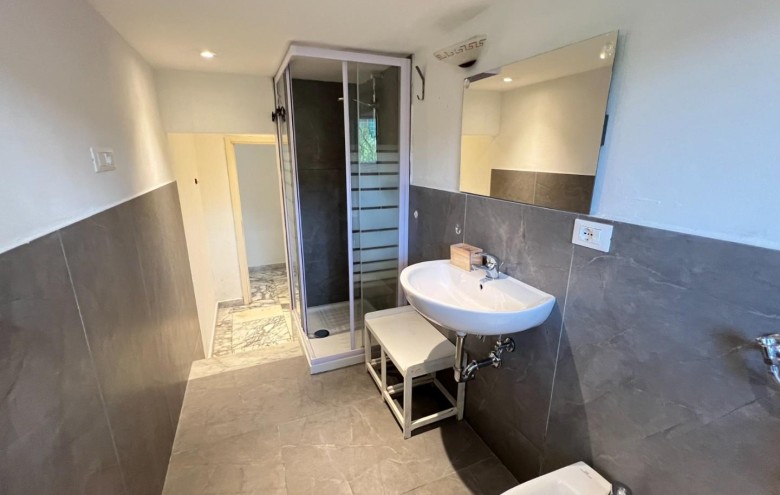 Appartamento in vendita a Carrara