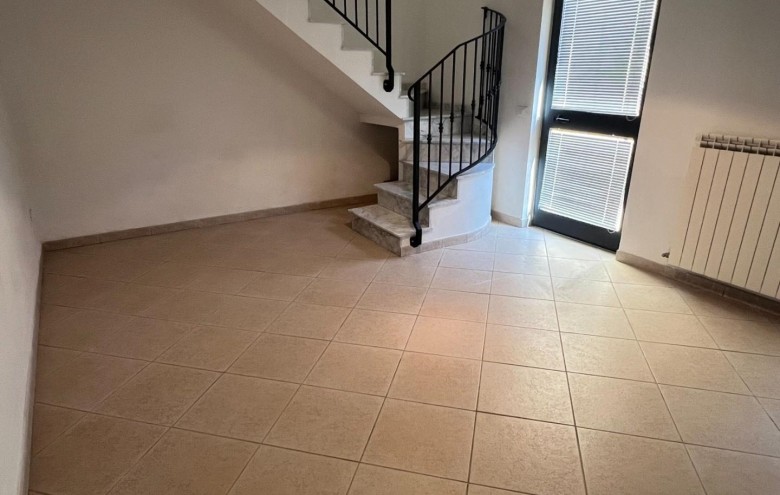 Appartamento in vendita a Massa