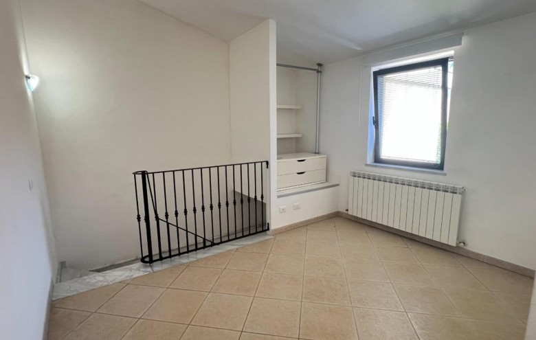 Appartamento in vendita a Massa